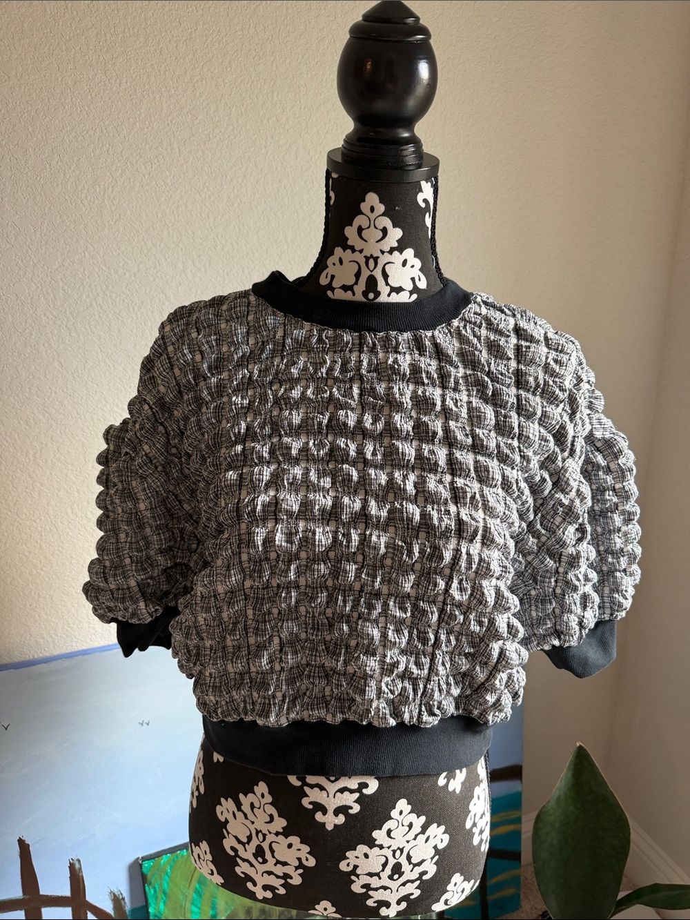 Maeve Gray Textured Bubble-Sleeve Crewneck Sweater